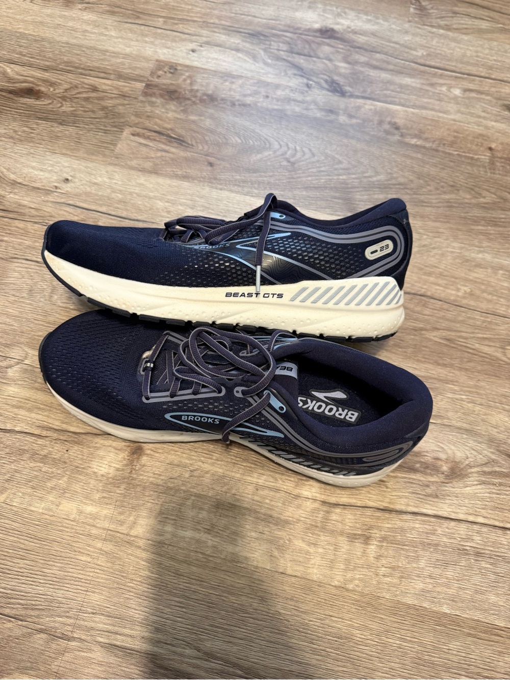 Men’s Vans, New balance, Nike, and Brooks Men’s Beast GTS Running Shoes
